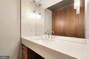 2725 39th Street NW, Washington, DC 20007 - Photo 14