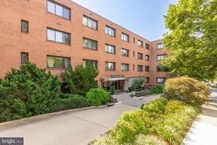 2725 39th Street NW, Washington, DC 20007 - Photo 22