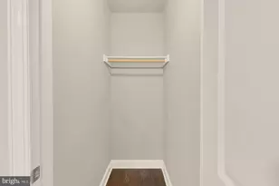 1018 13th St SE, Washington, DC 20003 - Photo 22