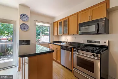 2224 Observatory Place NW, Washington, DC 20007 - Photo 6