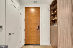 37 L St SE, Washington, DC 20003 - Photo 12