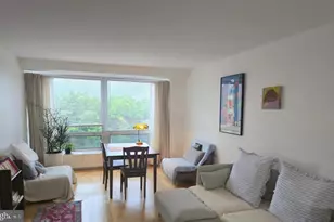1425 4th St SW, Washington, DC 20024 - Photo 8