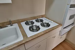 2401 H St NW, Washington, DC 20037 - Photo 18