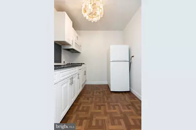 730 24th Street NW #414, Washington, DC 20037 - Photo 4