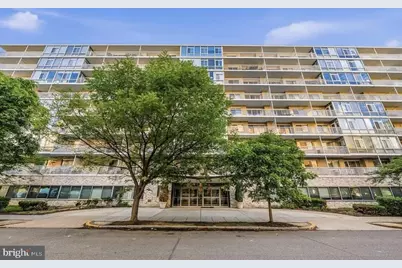 730 24th Street NW #414, Washington, DC 20037 - Photo 2