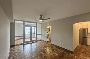 1 Scott Cir NW, Washington, DC 20036 - Photo 8