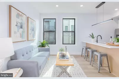 1012 17th Place NE #4, Washington, DC 20002 - Photo 4