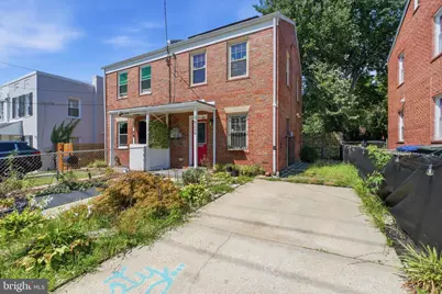 4802 B Street SE, Washington, DC 20019 - Photo 2