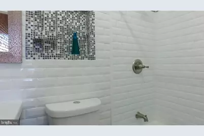 1209 E Street NE, Washington, DC 20002 - Photo 30