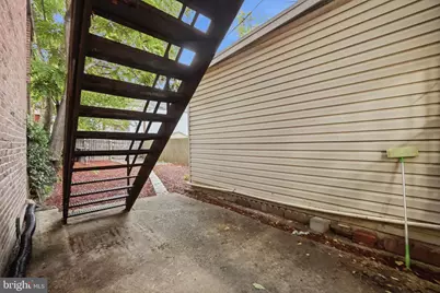 2015 4th Street NE, Washington, DC 20002 - Photo 32