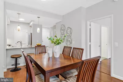 400 Massachusetts Avenue NW #803, Washington, DC 20001 - Photo 8