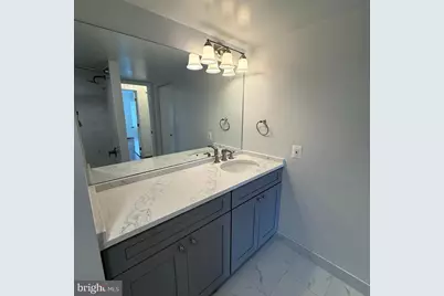 2111 Wisconsin Avenue NW #319, Washington, DC 20007 - Photo 12