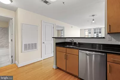 915 E Street NW #1202, Washington, DC 20004 - Photo 12