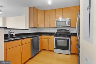 915 E St NW, Washington, DC 20004 - Photo 10