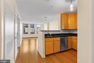 915 E St NW, Washington, DC 20004 - Photo 8