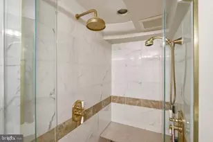 1026 16th St NW, Washington, DC 20036 - Photo 16