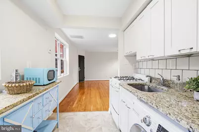 626 Independence Avenue SE #304, Washington, DC 20003 - Photo 12