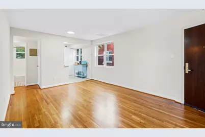 626 Independence Avenue SE #304, Washington, DC 20003 - Photo 6