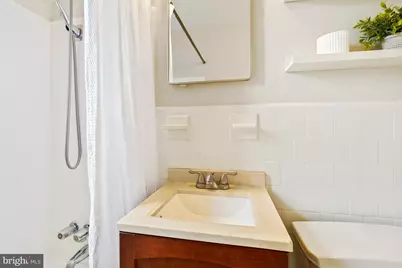 626 Independence Avenue SE #304, Washington, DC 20003 - Photo 24