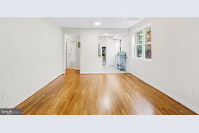 626 Independence Avenue SE #304, Washington, DC 20003 - Photo 4