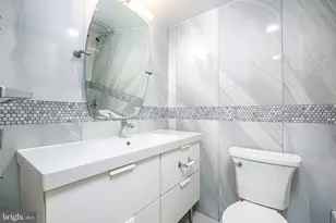 950 25th St NW, Washington, DC 20037 - Photo 12