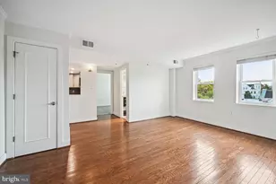 1727 R St NW, Washington, DC 20009 - Photo 2