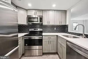 1727 R St NW, Washington, DC 20009 - Photo 6