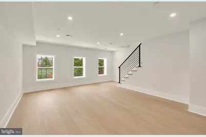 5703 9th Street NW #B, Washington, DC 20011 - Photo 4