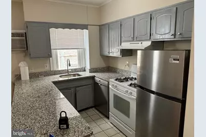2121 N Street NW #6, Washington, DC 20037 - Photo 2