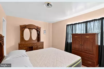 1915 Valley Terrace SE, Washington, DC 20032 - Photo 14
