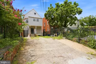 3477 Holmead Pl NW, Washington, DC 20010 - Photo 4