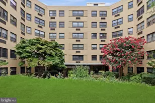 1801 Clydesdale Pl NW, Washington, DC 20009 - Photo 2
