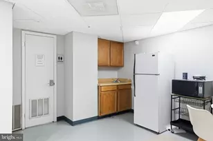 1801 Clydesdale Pl NW, Washington, DC 20009 - Photo 16