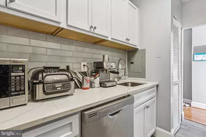 1125 Maryland Avenue NE #16, Washington, DC 20002 - Photo 10