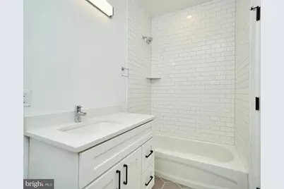 1016 17th Place NE #203, Washington, DC 20002 - Photo 26