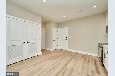 1016 17th Place NE #203, Washington, DC 20002 - Photo 12
