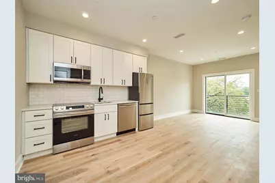 1016 17th Place NE #203, Washington, DC 20002 - Photo 12