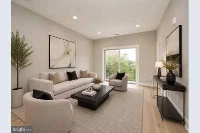1016 17th Place NE #203, Washington, DC 20002 - Photo 6