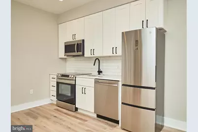 1016 17th Place NE #203, Washington, DC 20002 - Photo 14