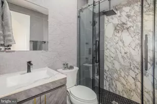 1332 G St SE, Washington, DC 20003 - Photo 38
