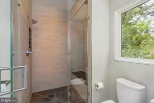 2905 University Terrace NW, Washington, DC 20016 - Photo 36