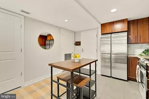 1025 1st SE, Washington, DC 20003 - Photo 6