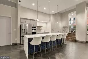 1025 1st SE, Washington, DC 20003 - Photo 30