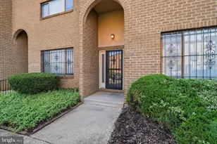 3252 Banneker Dr NE, Washington, DC 20018 - Photo 2