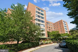 4301 Massachusetts Ave NW, Washington, DC 20016 - Photo 2