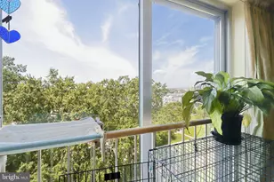 560 N St SW, Washington, DC 20024 - Photo 16