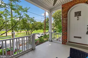 2505 39th St NW, Washington, DC 20007 - Photo 2