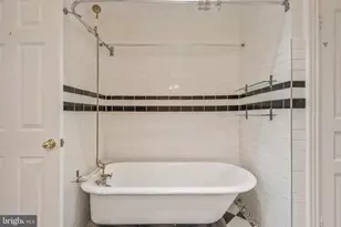30 R St NE, Washington, DC 20002 - Photo 24