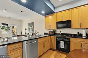 2363 Champlain St NW, Washington, DC 20009 - Photo 14