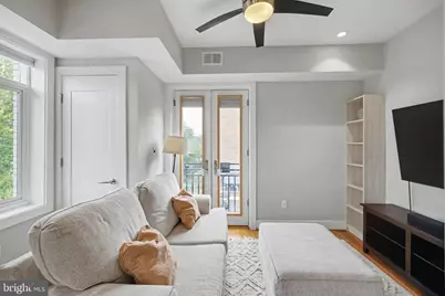1211 G Street SE #9, Washington, DC 20003 - Photo 10